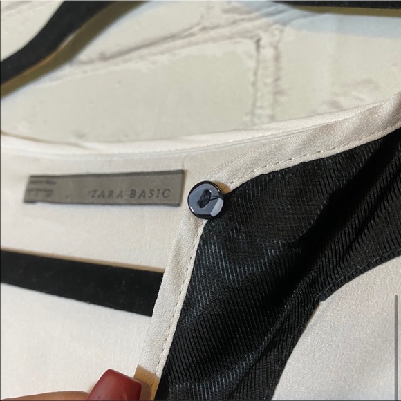Zara Black and White Peplum Long Sleeve blouse - Picture 4 of 5